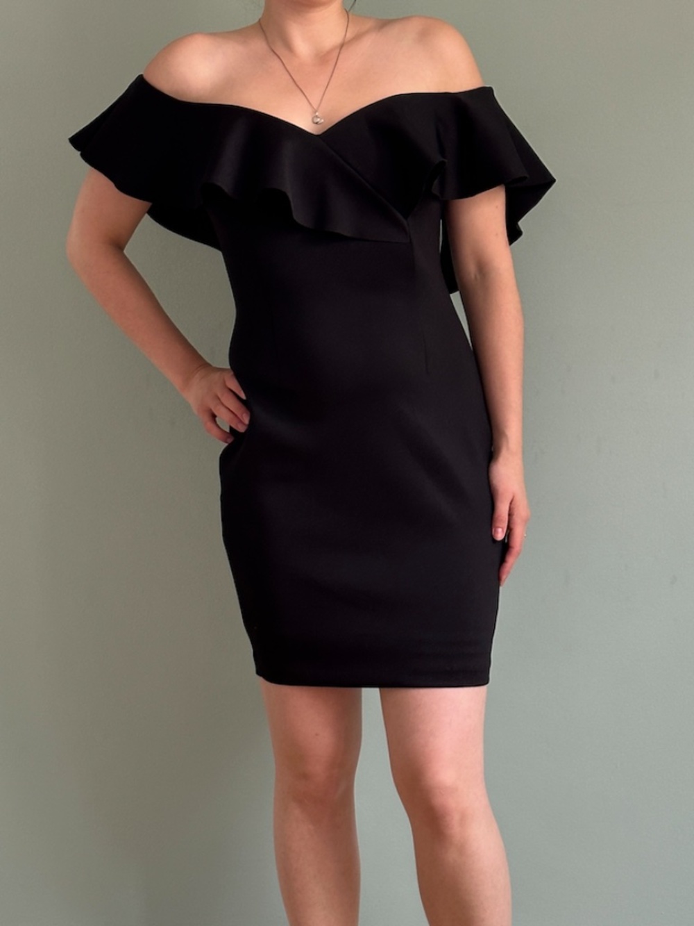Guess Black Off The Shoulder Mini Dress (Small)